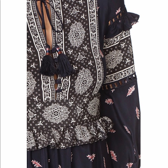 Sea Ruffle Sleeve Belted Dress - Picture 4 of 5